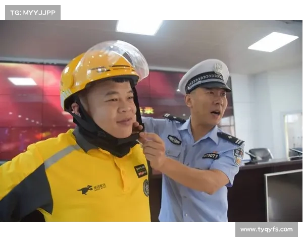骑手拐弯不减速直接飞起 反映出安全意识和操作技能的重要性 骑手拐弯不减速直接飞起 反映出安全意识和操作技能的重要性